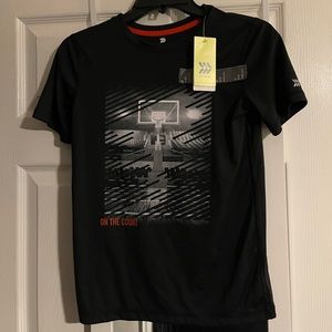 All in motion boy graphic tee size M (8/10)